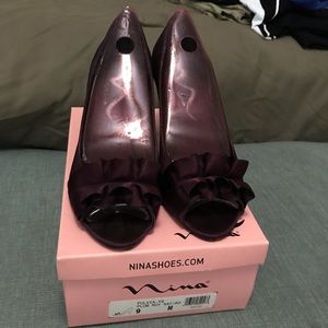 FINAL PRICE - Nina Pumps